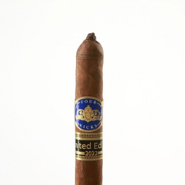Crowned Heads Four Kicks Capa Especial Limited 2022 Lancero